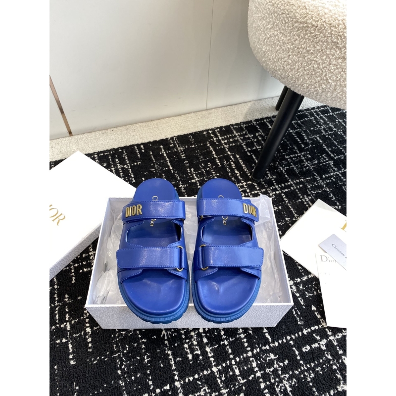 Ch*el slippers